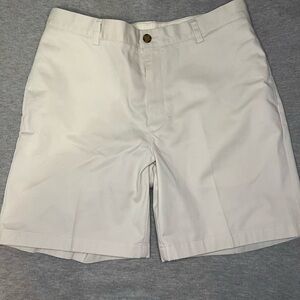 L.L. Bean Men's Cream Flat Front Shorts